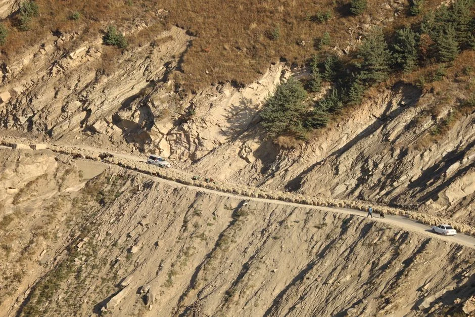 Bus Plunges 70 Feet Into Pakistan Ravine — 40 Killed in Mountain Crash — Health Medicine