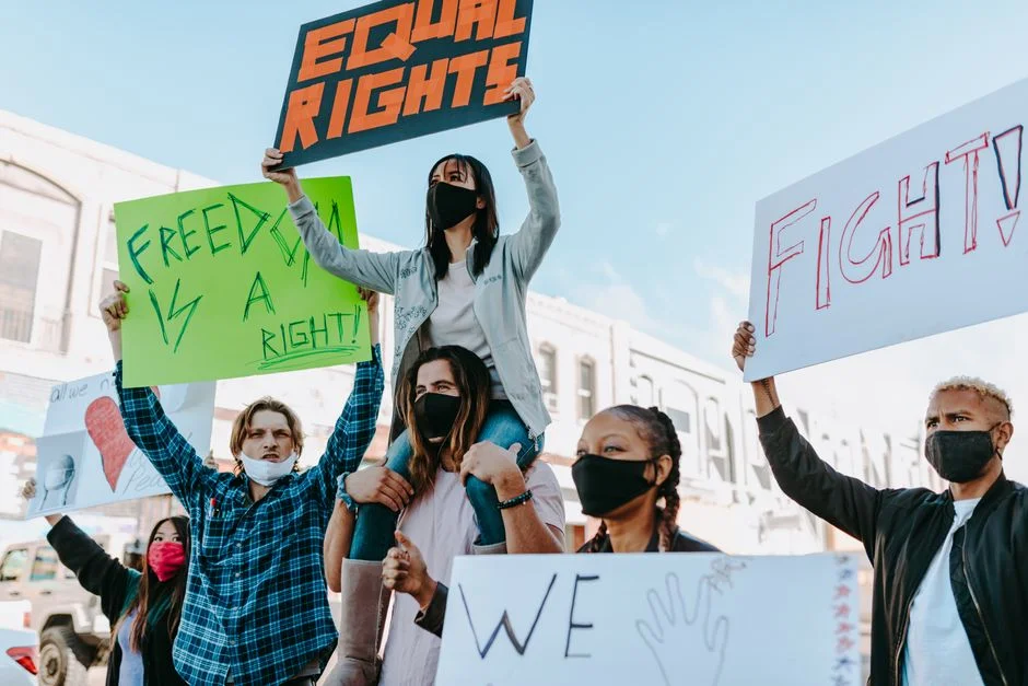 Human Rights Groups Demand ICE Prioritise Safety of Abuse Victims — Local News