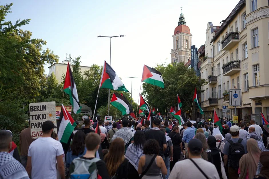 Israeli Government Vows to Disobey High Court Ruling — Constitutional Crisis Deepens
