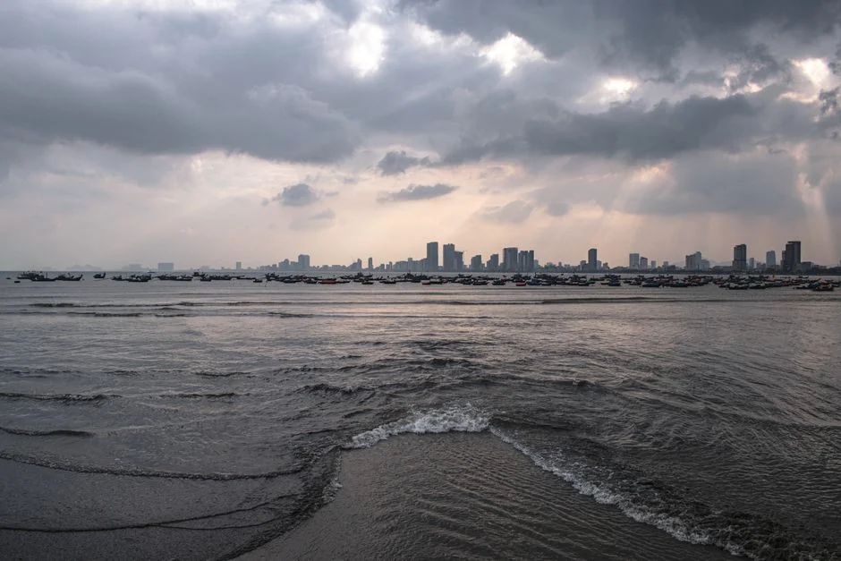 Kolkata Tremors: Scientists Reveal Where the Earthquake Originated — Sports