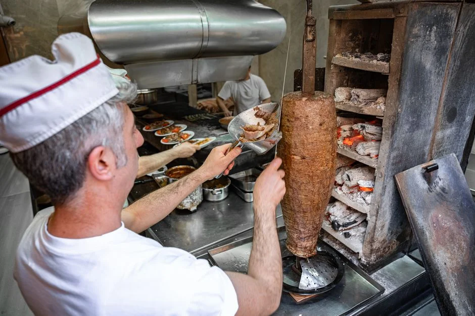 Texas Restaurant Owner Sparks Outrage — Refuses to Hire Indians